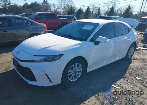 2025 Toyota Camry Le из США, поврежденный, VIN 4T1DAACK6SU621817